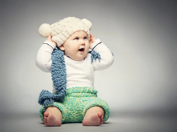 Small Cute Boy Sitting Ground Dressed Wool Beanie Scarf Pants — Stock Photo, Image