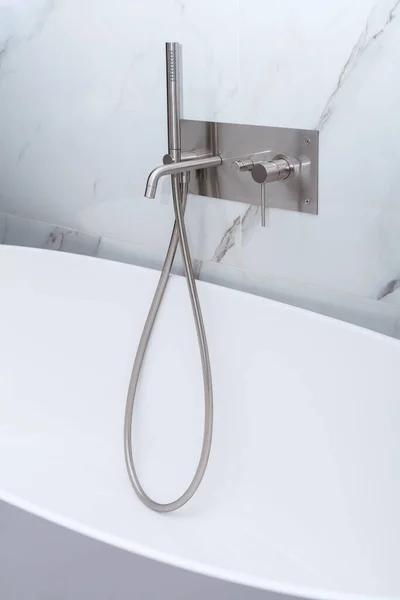 Modern New Luxury Bath Tub Stainless Steel Shower Faucet Interior — Stock Photo, Image