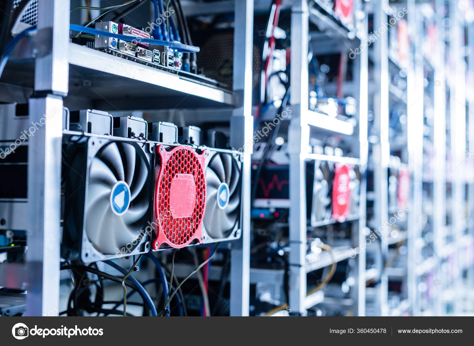Bitcoin Crypto Mining Farm Big Data Center High Tech Server — Stock Photo ©  Photocreo #360450478
