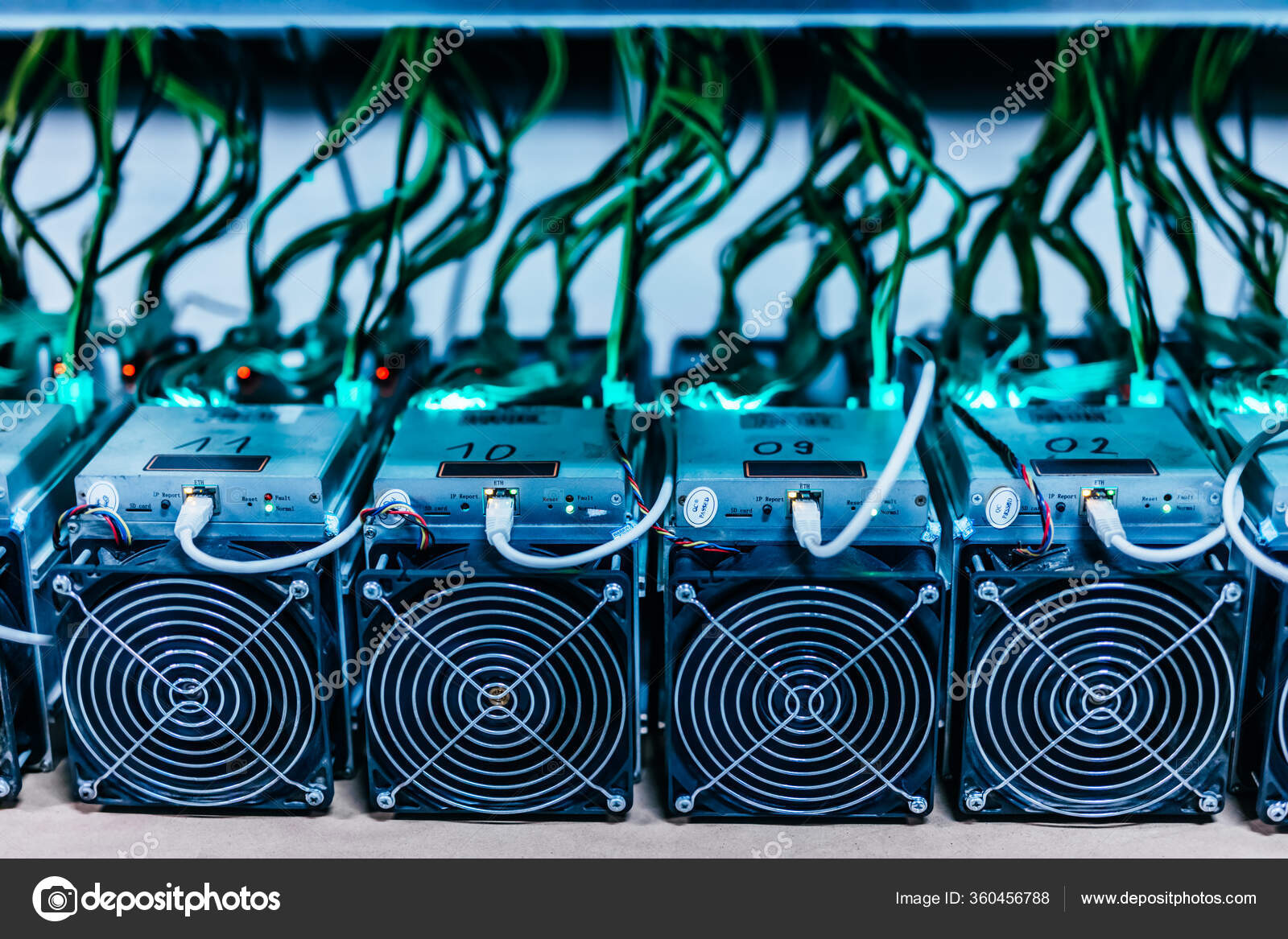Bitcoin Crypto Mining Computer Machines Big Data Center High Tech — Stock  Photo © Photocreo #360456788