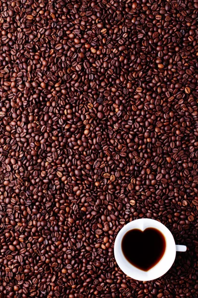Tasse à café en forme de coeur — Photo