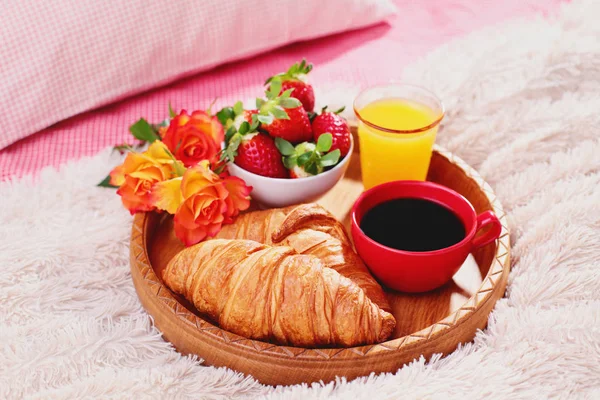 L'art du petit-déjeuner au lit - M6