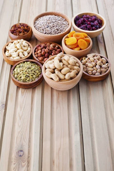 Dried fruits and nuts — Stock Photo, Image