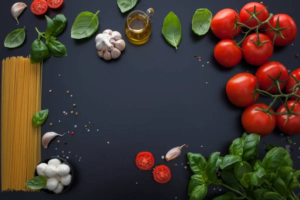 Spagetti İtalyan yemeği için madde — Stok fotoğraf