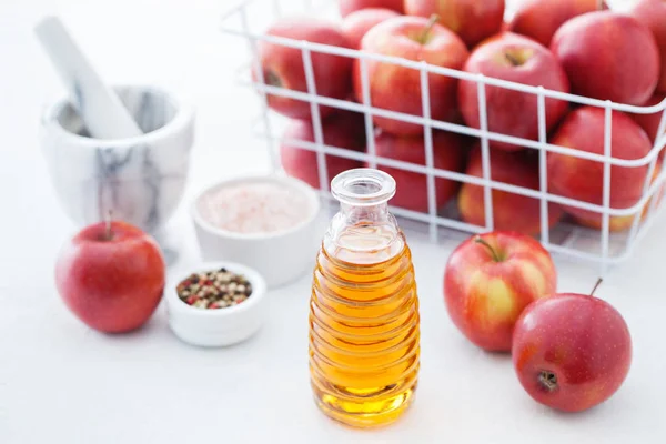 View Apple Vinegar Bottle Apples Spices White Table — Stock Photo, Image