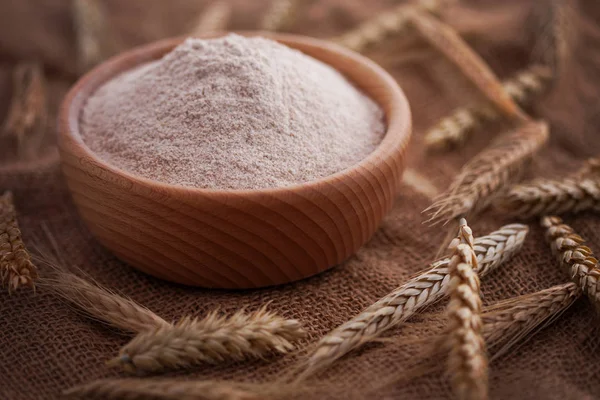 Set Wooden Bowl Flour Burlap — Stock Photo, Image