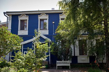 Tambov Bölgesi - 14 Temmuz 2016: Ivanovka. Ünlü Rus besteci Rachmaninov Müzesi. Malikâne ana hanesi.