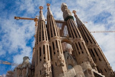 Barcelona, İspanya - 23 Mart 2014: Sagrada Familia constructionl altında.