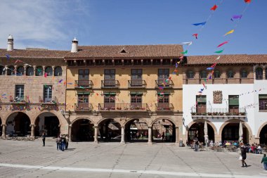 İspanya, Barcelona - 25 Mart 2014: Turistik cimplex İspanyolca Köyü (Poble Espanyol)