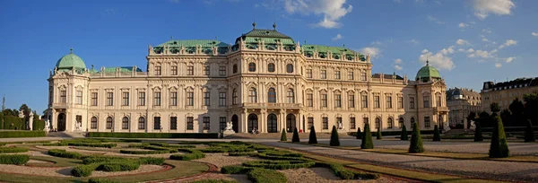 Wien, Österreich - 3. Juli 2017: Oberes Belvedere. — Stockfoto