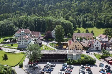 Almanya, Bavyera - 1 Temmuz 2012: Hohenschwangau köyü.