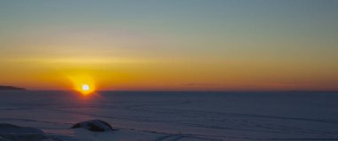 Güzel hatıraları günbatımı parlak aydınlatmak canlı manzaralar