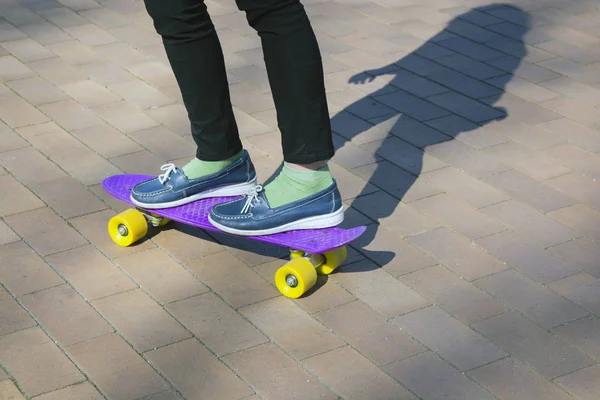 Nice Sunny day for skateboarding, — Stock Photo, Image