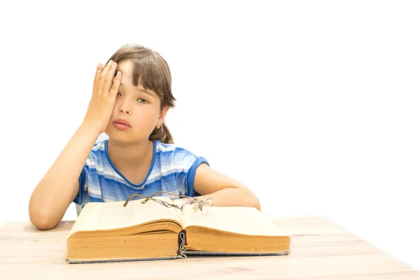 Adolescente con libros sobre fondo blanco —  Fotos de Stock