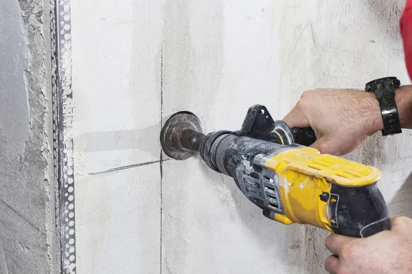 Elektrik prizi için matkap deliği, özel güç aracı matkabı.