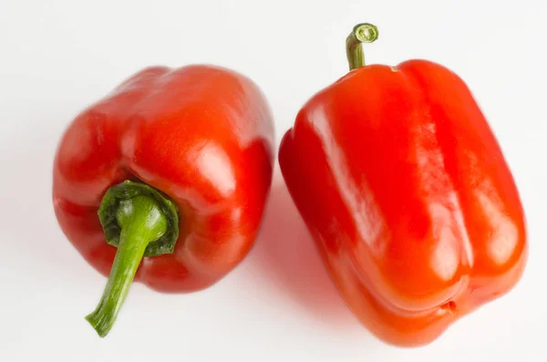 Paprika plody ležící na prohlížecí stolek — Stock fotografie