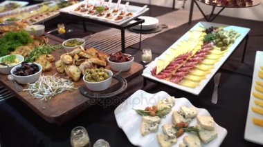 Gıda festival tablo. Sofra Restoran. Restoranda yemek. Şenlikli bir ziyafet. Tablo Snacks 