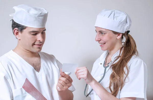 Jovens Estudantes Medicina Durante Prática Hospital — Fotografia de Stock