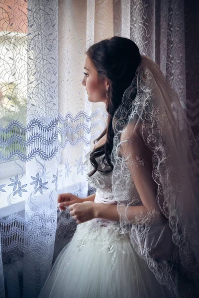 Портрет Невесты Окна — стоковое фото