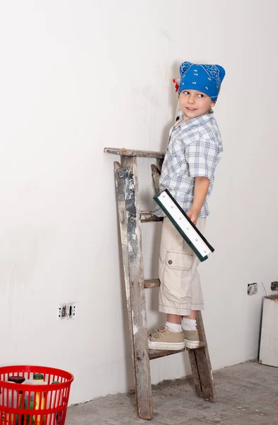 Young Boy Clean Room Repairs — Stock Photo, Image