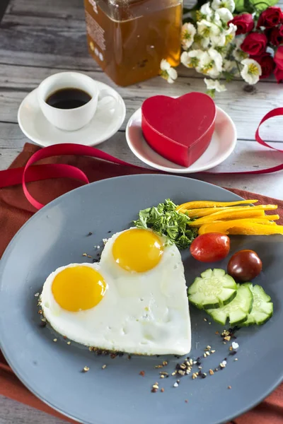 Valentine's Day Breakfast — Stock Photo, Image