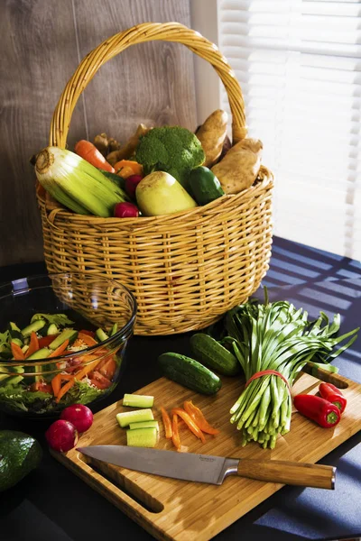 Fresh vegetables for salad — Stock Photo, Image