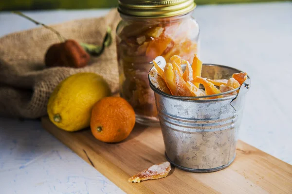 Sappig Delicate Gekonfijt Fruit Gekookt Van Sinaasappelschil Afgehakt Sector Suiker — Stockfoto