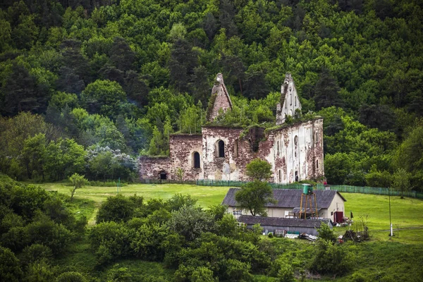 Antigua iglesia católica — Foto de Stock