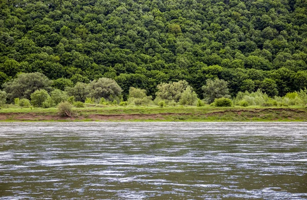 Pemandangan sungai besar — Stok Foto