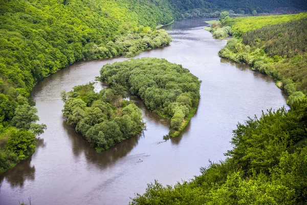 Belle isole sul grande fiume — Foto Stock