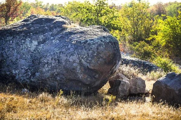 Ein großer Stein — Stockfoto