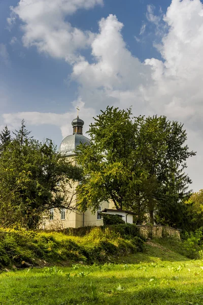 Grieks-katholieke kerk in West-Oekraïne — Stockfoto