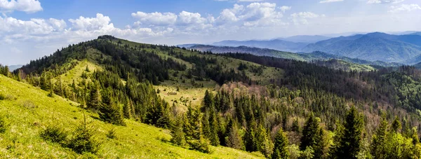 Panorama der Karpaten — Stockfoto