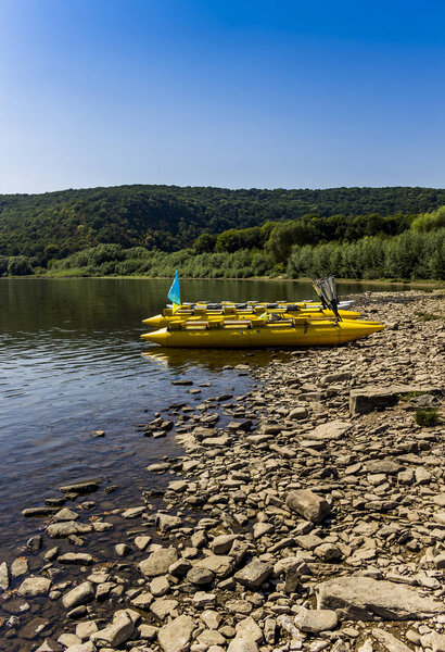 катамараны на Днестре

