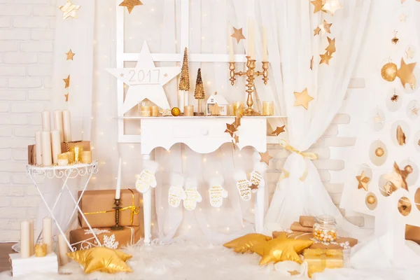 Noel altın ve beyaz dekorasyon