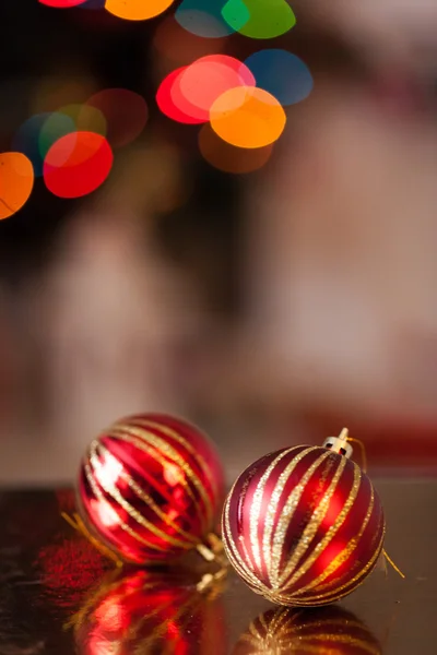 Christmas kırmızı ve altın top. Noel dekor — Stok fotoğraf