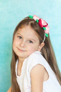 Şirin küçük kız.