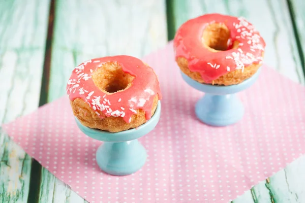 Puf cronuts pembe sır ile