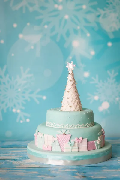 Kerst cake met pastel kleuren decor — Stockfoto