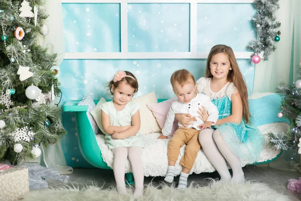 Kinder Weihnachtlich Dekorierten Atelier Pastellfarben — Stockfoto