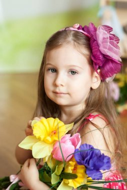 Sevimli kız bir Paskalya Studio