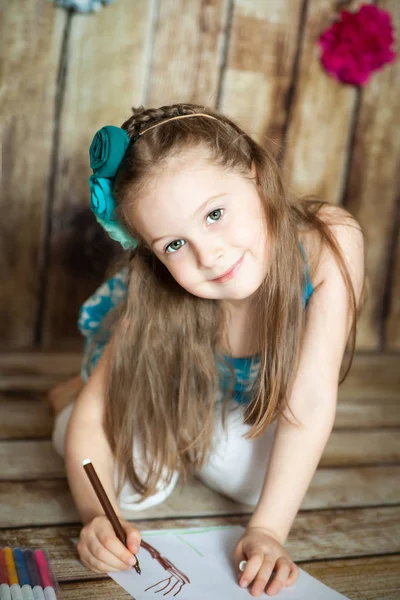 Girl in easter decorated studio — Stock Photo, Image