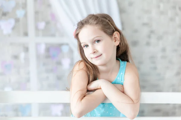 Cute girl in a spring studio — Stock Photo, Image