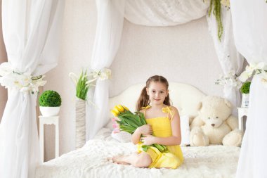 Bahar Studio sevimli küçük kız