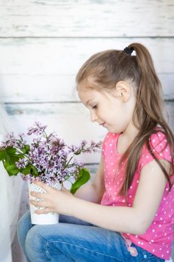 Bahar Studio sevimli küçük kız