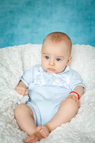 Portrait of a cute 6 months baby boy — Stock Photo, Image