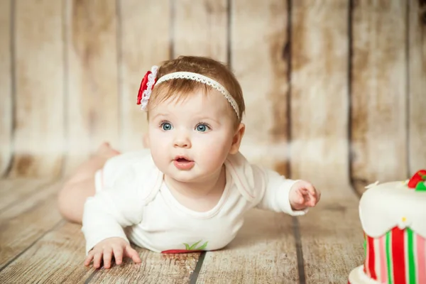 Bonito 6 meses bebê menina — Fotografia de Stock