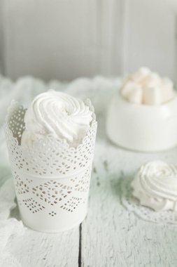 Taze ev yapımı berry zephir