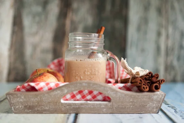 Healthy smoothie Apple Pie with nuts and autumn spices — Stock Photo, Image