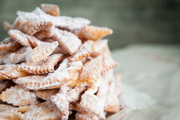 Çıtır kurabiye çırpı pudra şekeri